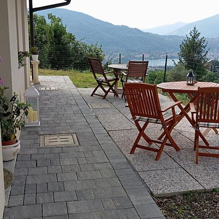 Bed and Breakfast La Dimora Dei Due Laghi Калольциокорте Экстерьер фото