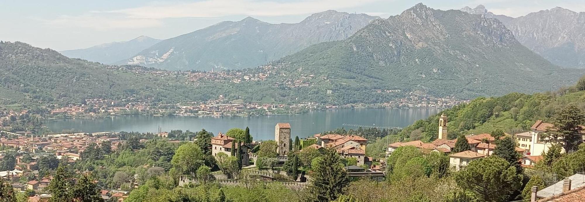 Bed and Breakfast La Dimora Dei Due Laghi Калольциокорте Экстерьер фото